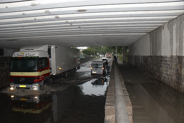 2010/206/GB 20100826a 001 Wateroverlast viaduct Kam Onneslaan.jpg